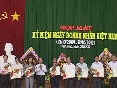 Kỷ niệm ngày doanh nhân Việt Nam - ảnh 1
